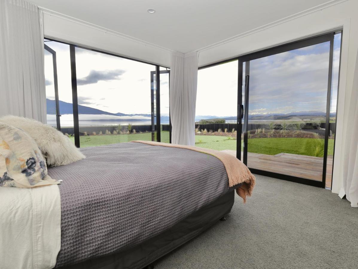 Lake House - Te Anau Holiday Home Exterior foto
