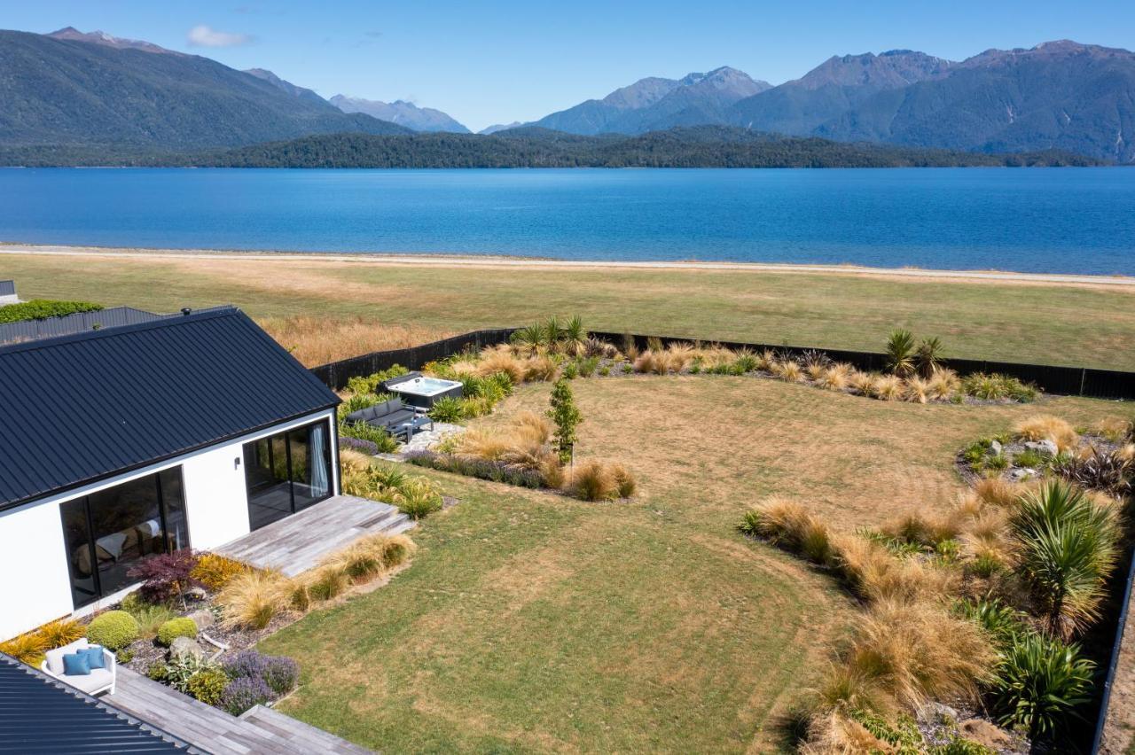 Lake House - Te Anau Holiday Home Exterior foto